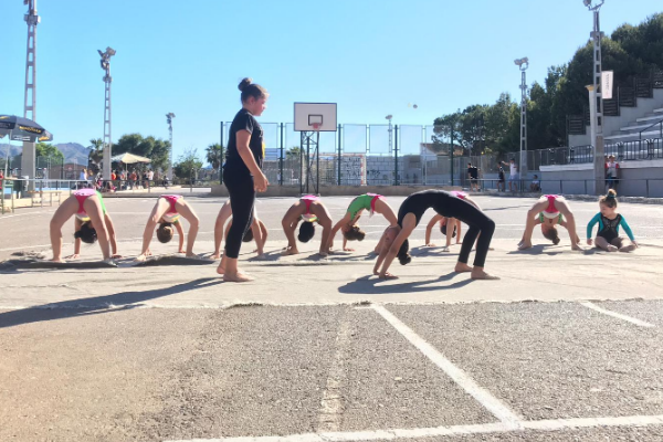 EXHIBICIÓN DE GIMNASIA RÍTMICA