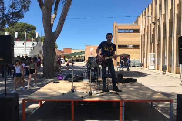 LA MÚSICA Y EL DEPORTE VAN DE  LA MANO