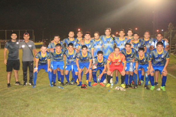 EL ULTIMO CAMPEÓN SELLO SU PASE A OCTAVOS