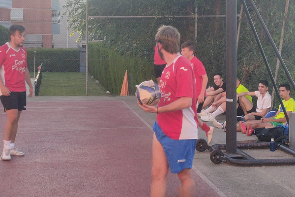 A por la Defensa del Trono--- Diario Canchero