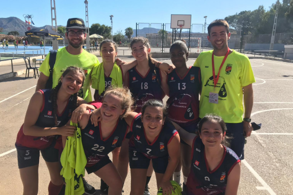 GANADORAS FINAL BALONCESTO CADETE FEMENINO ZARAGOZA